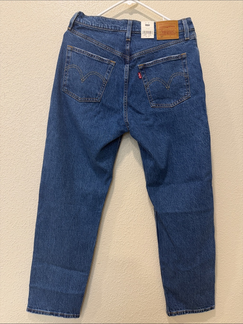 Levi's Women's Straight Jeans - Classic Blue Denim - Picture 3 of 6